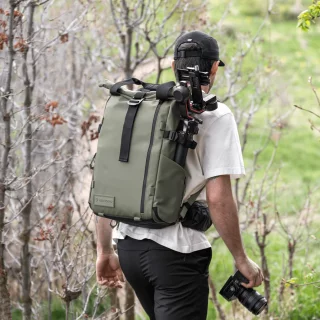 wandrd-prvke-21l-wasatch-green-v4-camera-backpack-069ca5f1b37f52.webp