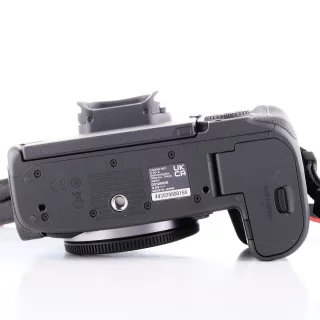 canon-eos-r5-camera-sc-max-9000-warranty-used-069dceb89889d2.jpg