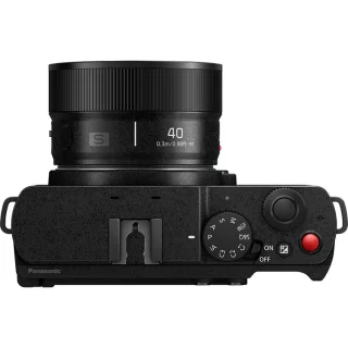 panasonic-lumix-s-40mm-f20-069eb4fdab798c.jpg