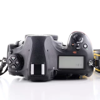 nikon-d850-camera-sc-20230-used-06a0d5024c93e1.jpg