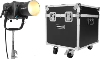 Nanlux Evoke 900C RGB LED-valo lentokotelolla