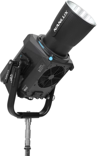 nanlux-evoke-900c-rgb-led-light-with-flight-case-06a60774ae0306.webp