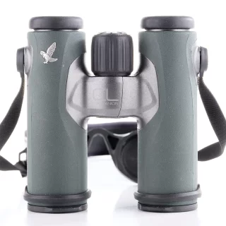 swarovski-cl-companion-10x30-binoculars-used-06a3259d199433.jpg