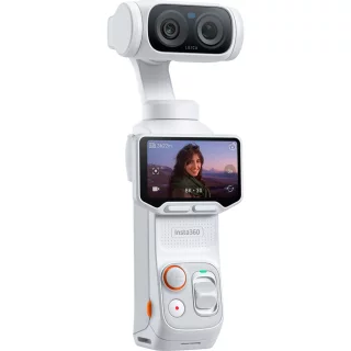 insta360-luna-ultra-creator-bundle-stellar-white-06a3279b640c4e.jpg
