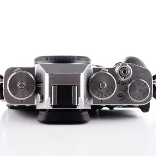 fujifilm-x-t3-camera-mhg-xt3-grip-used-06a33b403acddb.jpg