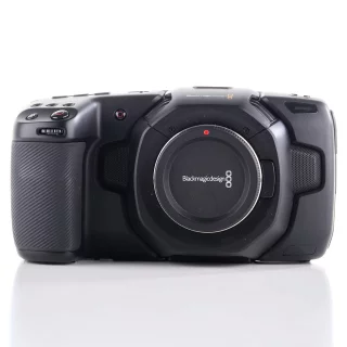 Blackmagic Pocket Cinema Camera 4K -kamera (sis. ALV) (käytetty)