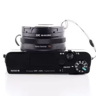sony-rx100-vii-camera-used-06a38e80748e4e.jpg