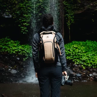 polarpro-roadrunner-8l-back-pack-desert-06a38f09020b9d.webp