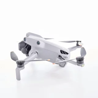 dji-mini-5-pro-fly-more-combo-rc2-remote-used-06a39208dc2354.jpg
