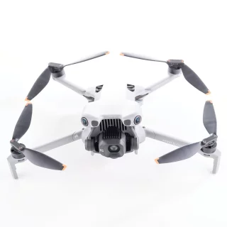 dji-mini-5-pro-fly-more-combo-rc2-remote-used-warranty-06a3924e4d962b.jpg