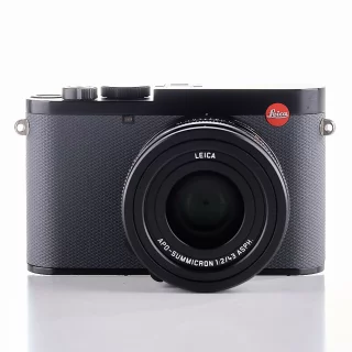 leica-q3-43-camera-used-warranty-06a3a2b3f6e04f.jpg