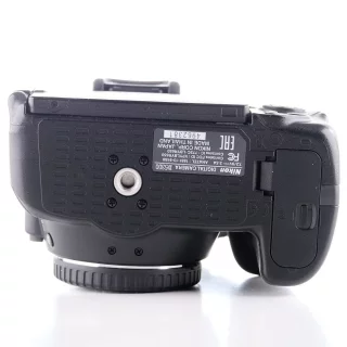 nikon-d5300-camera-sc-15580-used-06a3a41ef6b854.jpg