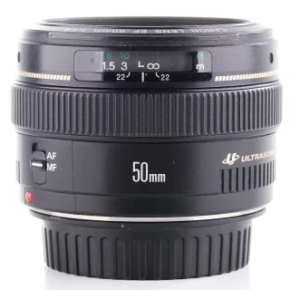 Canon EF 50mm f/1.4 USM -objektiivi (käytetty)