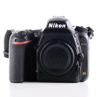 Nikon D750 -kamera (SC: 30560) (käytetty)