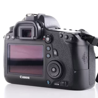 canon-eos-6d-camera-sc-28700-used-06a3d2bca14009.jpg