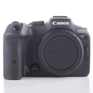 Canon EOS R7 -kamera (sc. 108000) (käytetty)
