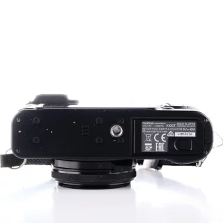 fujifilm-x100t-camera-sc-5900-used-06a4244a98bbdc.jpg
