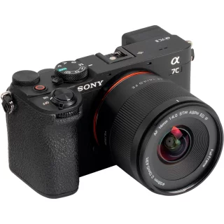 viltrox-af-14mm-f40-air-sony-fe-06a42590a4ccca.jpg