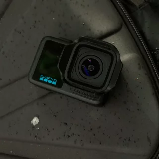 gopro-mission-1-pro-action-camera-06a43a8d7e492c.jpg
