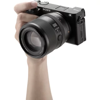 viltrox-af-90mm-f22-evo-aps-c-for-sony-06a43bf0ae0d0a.jpg