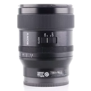 sony-fe-24mm-f14-gm-lens-used-06a44e4537f659.jpg