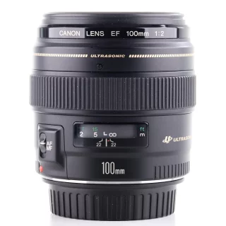 Canon EF 100mm f/2 USM -objektiivi (käytetty)
