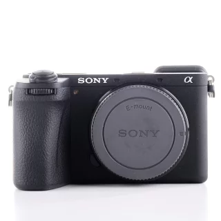 Sony A6700 -kamera (sc. 970) (käytetty)