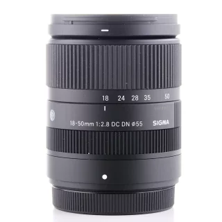 Sigma 18-50mm f/2.8 DC DN C -objektiivi (Fuji X) (käytetty)