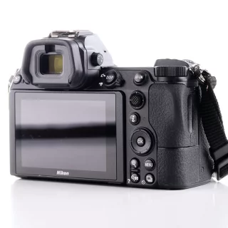 nikon-z6-camera-sc-13590-used-06a4e47ad5db3f.jpg