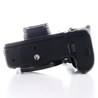 nikon-z6-camera-sc-13590-used-06a4e47ade7b53.jpg