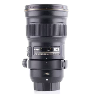 Nikon AF-S Nikkor 300mm f/4E PF ED VR -objektiivi (käytetty)