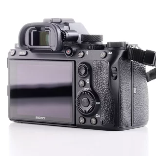 sony-a7-iii-camera-sc-43540-used-06a5618d2e6591.jpg