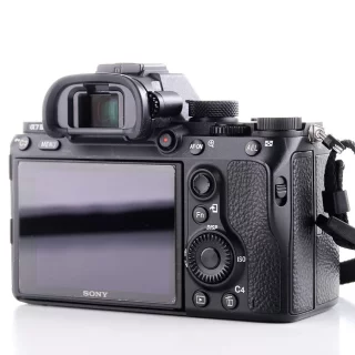 sony-a7-iii-camera-sc-35040-used-06a572db58e495.jpg
