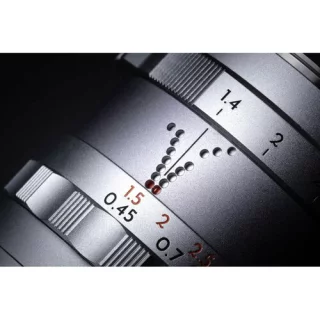 thypoch-simera-50mm-f14-asph-leica-m-lens-silver-06a563f3bf26b8.jpg