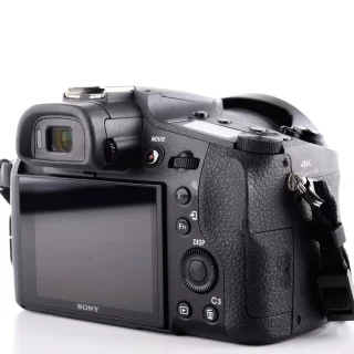 sony-rx10-mark-iv-camera-used-06a576452d4a09.jpg