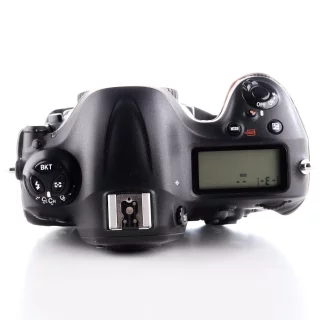 nikon-d4-camera-sc-242150-used-06a58d38b32d64.jpg