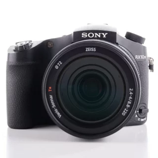 sony-rx10-mark-iv-camera-used-06a5dbf3f81b1f.jpg