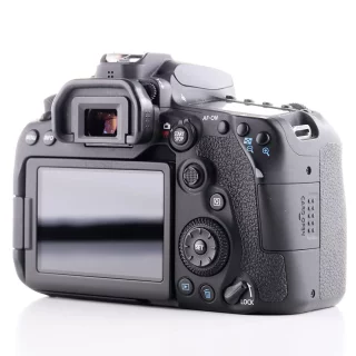 canon-eos-90d-camera-sc-max-11000-used-06a5f42e7b029c.jpg
