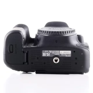 canon-eos-90d-camera-sc-max-11000-used-06a5f42e83e331.jpg