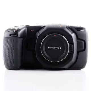 Blackmagic Pocket Cinema Camera 4K -kamera (sis. ALV) (käytetty)