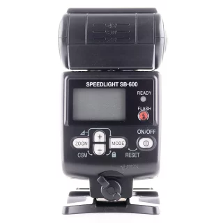 nikon-speedlight-sb-600-flash-used-06a6063fbc11eb.jpg