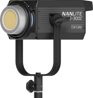 nanlite-fs-300c-rgbw-led-light-06a6076ffc894d.webp