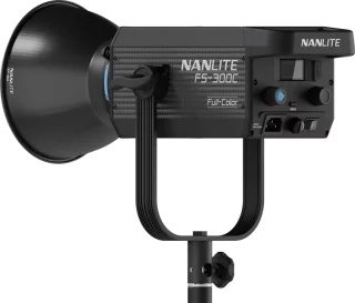 nanlite-fs-300c-rgbw-led-light-06a607700020fc.webp