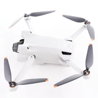 dji-mini-3-pro-fly-more-combo-rc-remote-drone-package-used-06a61cf2bb1cab.jpg