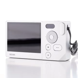 sigma-bf-camera-silver-used-06a61e6d9d5879.jpg