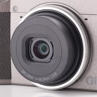 ricoh-gr-iii-diary-edition-camera-sc-970-warranty-used-06a61e8341b1cb.jpg