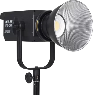 nanlite-fs-300b-bi-color-led-light-06a69aebf1617a.webp