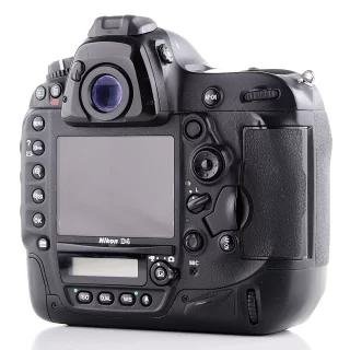 nikon-d4-camera-sc-206540-used-06a6b07eeb6bc6.jpg