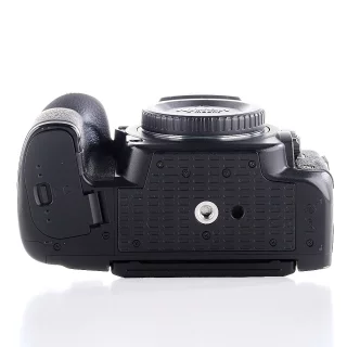 nikon-d780-camera-sc-45880-used-06a6b2efe6d393.jpg