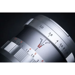 thypoch-simera-75mm-f14-asph-leica-m-lens-silver-06a6c8e422203e.jpg
